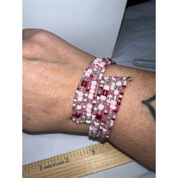 No Brand Jewelry - Silver Tone and Shades of Pink Beaded Wrap Wire Bracelet